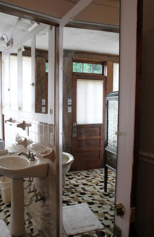 Bluefield Inn, A Select Registry Propery Pokój zdjęcie